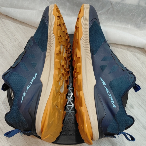 Altra Mens Lone Peak 7 Navy Light Blue Trail Running Shoes Gold Out Sole SIZE 11 - Picture 5 of 13